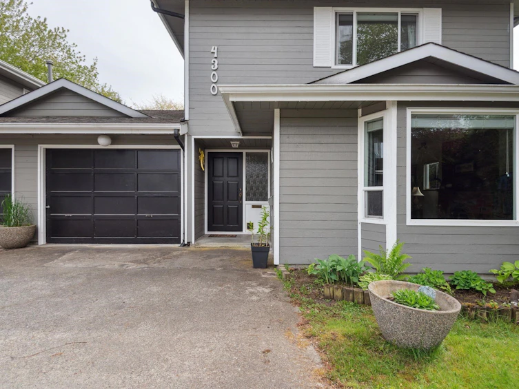 4300 Steveston Highway, Richmond, BC, V7E 2K3 - 2