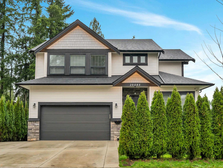 20585 45a Avenue, Langley, BC, V3A 6G4