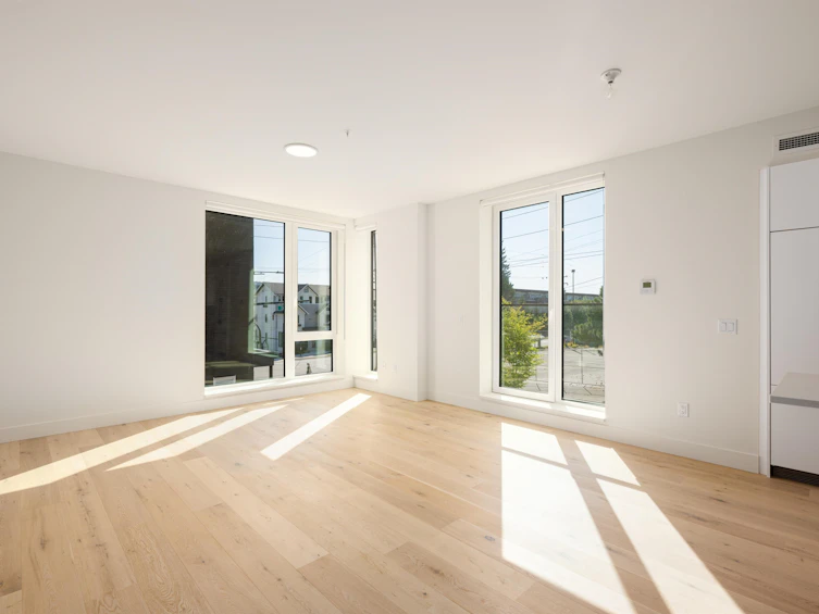 TH6-610 E 3rd Street, North Vancouver, BC, V7L 1G7 - 2