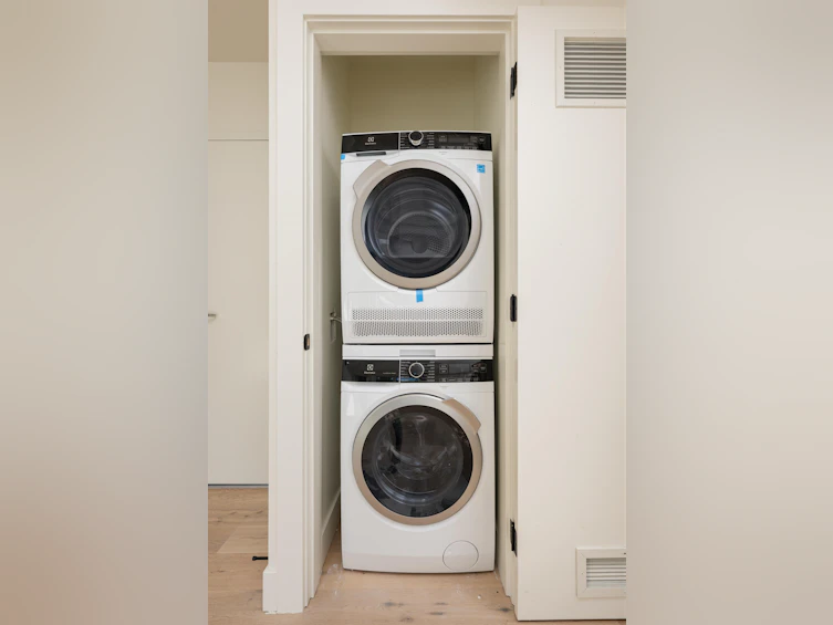 TH6-610 E 3rd Street, North Vancouver, BC, V7L 1G7 - 33
