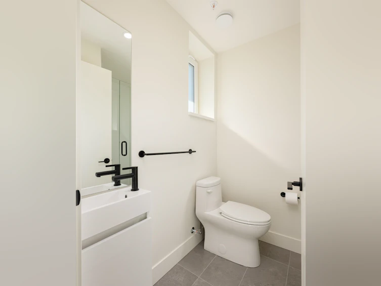 TH6-610 E 3rd Street, North Vancouver, BC, V7L 1G7 - 12