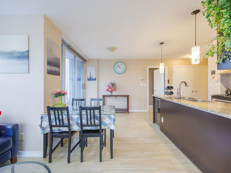 3207-689 Abbott Street, Vancouver, BC, V6B 0J2 - 5