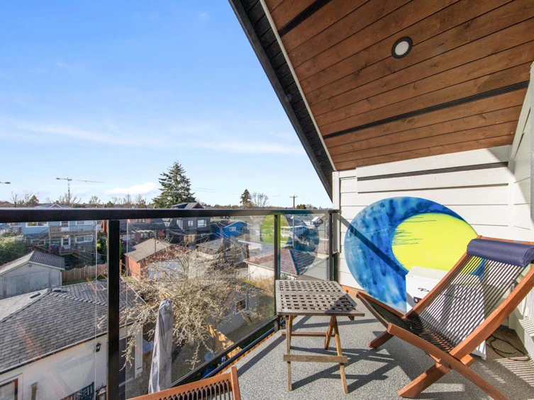 2558 Dundas Street, Vancouver, BC, V5K 1P8 - 24