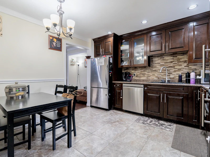 91 - 6669 138th Street, Surrey BC V3W 5G7