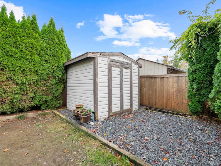 35028 Kootenay Drive, Abbotsford, BC, V2S 8C9 - 33