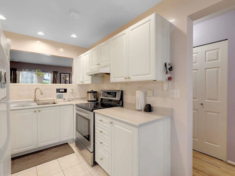 30-10038 155 Street Street, Surrey, BC, V3R 0S2 - 9