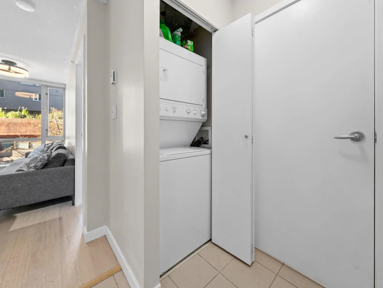 305-1082 Seymour Street, Vancouver, BC, V6B 1X9 - 22