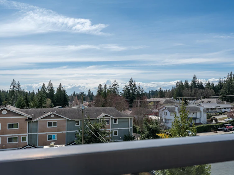 208-875 Gibsons Way, Gibsons, BC, V0N 1V0 - 18