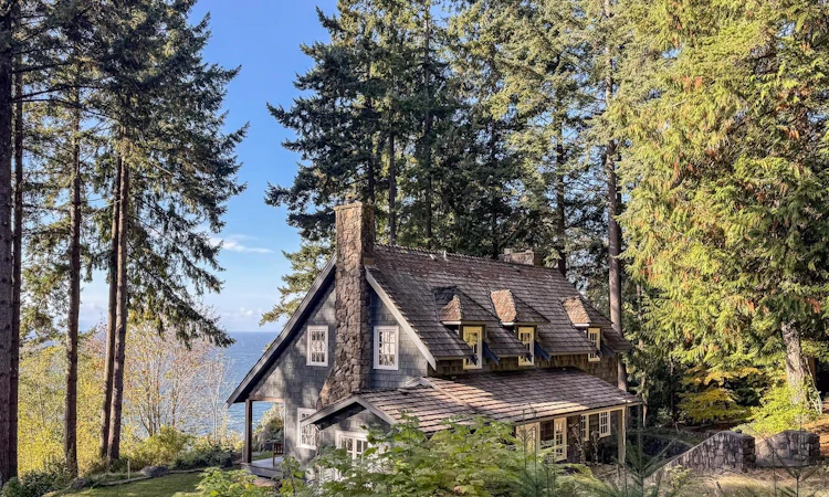 1289 Gower Point Road