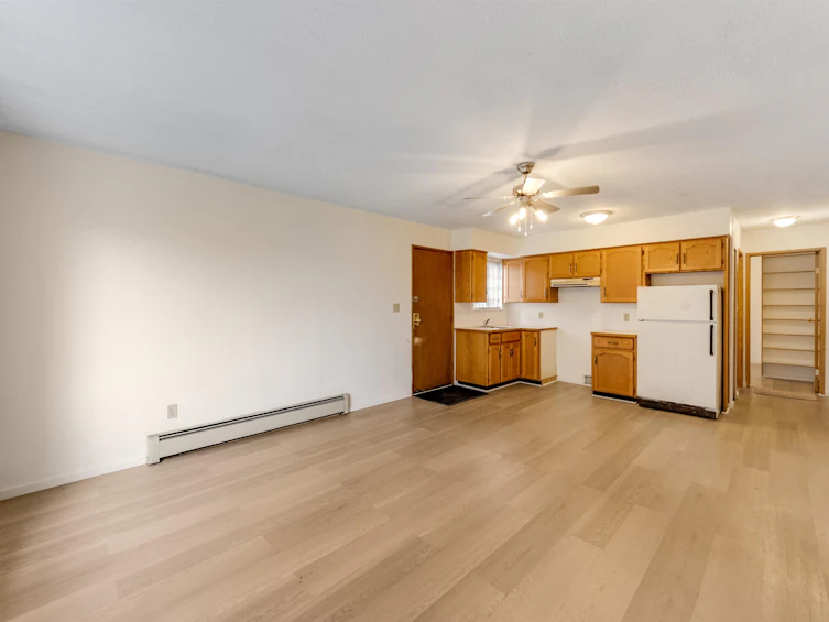 7769 10th Avenue, New Westminster, BC, V3N 2S2 - 32