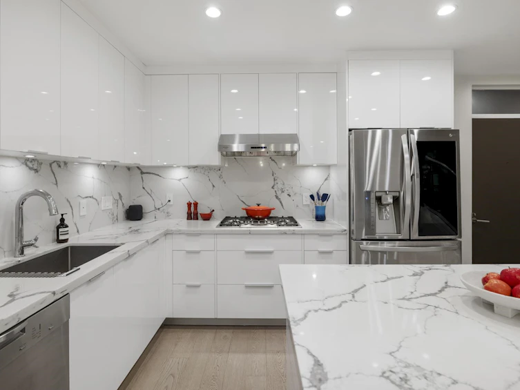 211-1961 Collingwood Street, Vancouver, BC, V6R 3K6 - 3