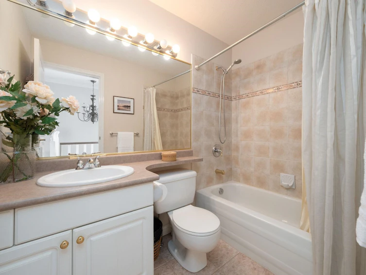 651 St. Andrews Avenue, North Vancouver, BC, V7L 4M2 - 22