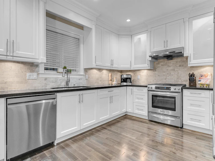 21161 80a Avenue, Langley, BC, V2Y 0K3 - 6