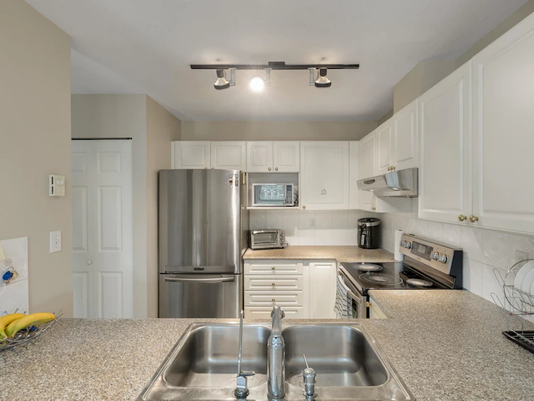401-13733 74 Avenue, Surrey, BC, V3W 1B8 - 6