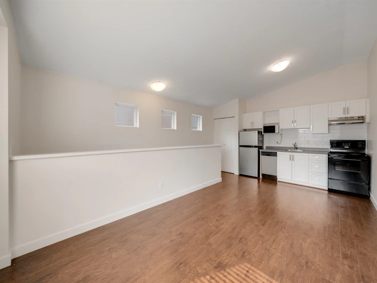 1249 Soball Street, Coquitlam, BC, V3B 3H7 - 26
