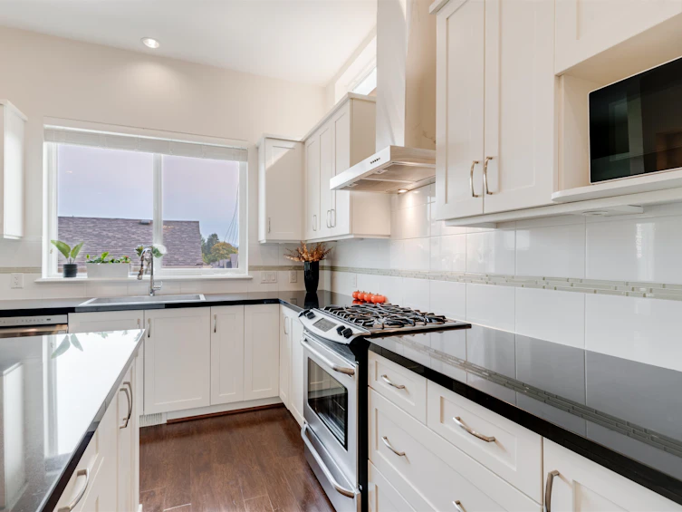 1249 Soball Street, Coquitlam, BC, V3B 3H7 - 10