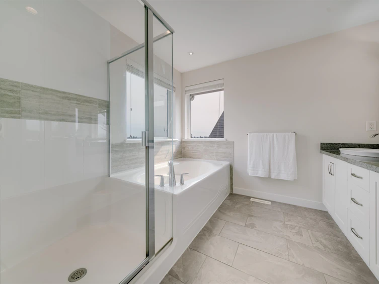 1249 Soball Street, Coquitlam, BC, V3B 3H7 - 30