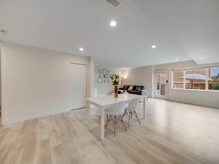 1249 Soball Street, Coquitlam, BC, V3B 3H7 - 16