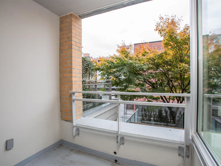 310-221 Union Street, Vancouver, BC, V6A 0B4 - 22