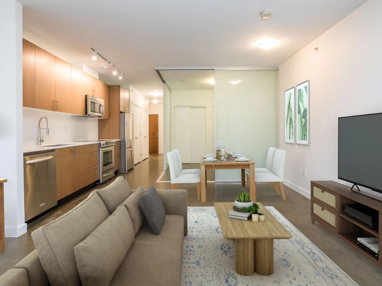 310-221 Union Street, Vancouver, BC, V6A 0B4 - 2