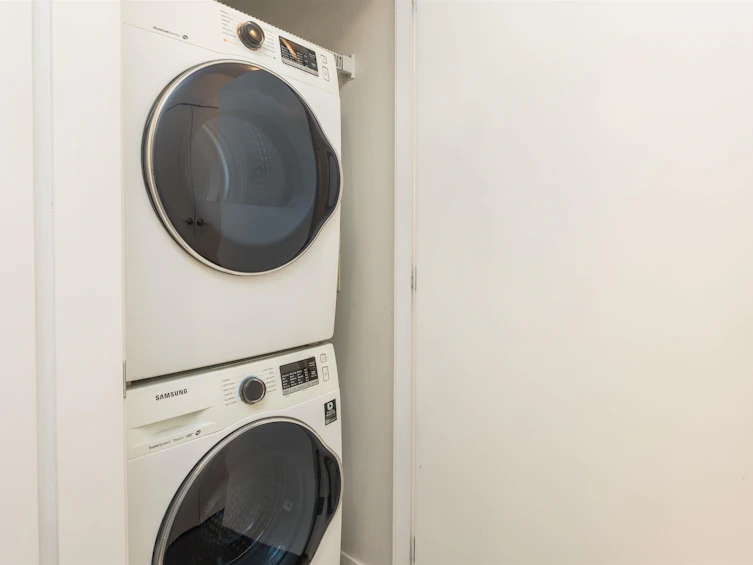 310-221 Union Street, Vancouver, BC, V6A 0B4 - 23