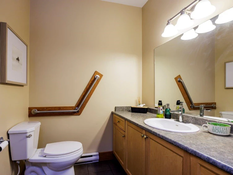 475 Bowen Island Trunk Road, Bowen Island, BC, V0N 1G2 - 23