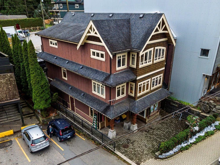 475 Bowen Island Trunk Road, Bowen Island, BC, V0N 1G2 - 8