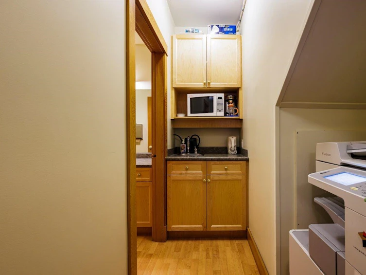 475 Bowen Island Trunk Road, Bowen Island, BC, V0N 1G2 - 15