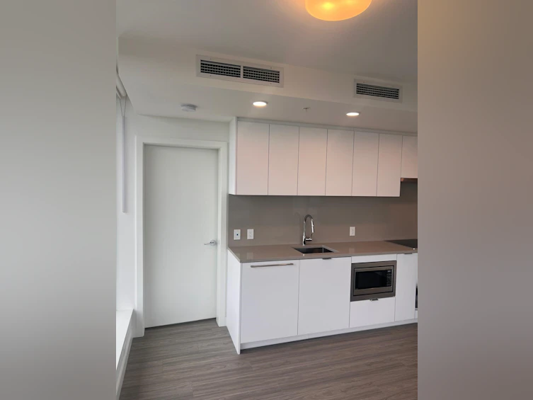 3211-13675 107a Avenue, Surrey, BC, V3T 2H2 - 21