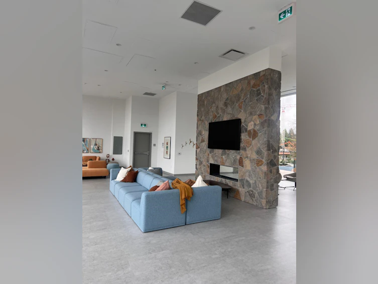 3211-13675 107a Avenue, Surrey, BC, V3T 2H2
