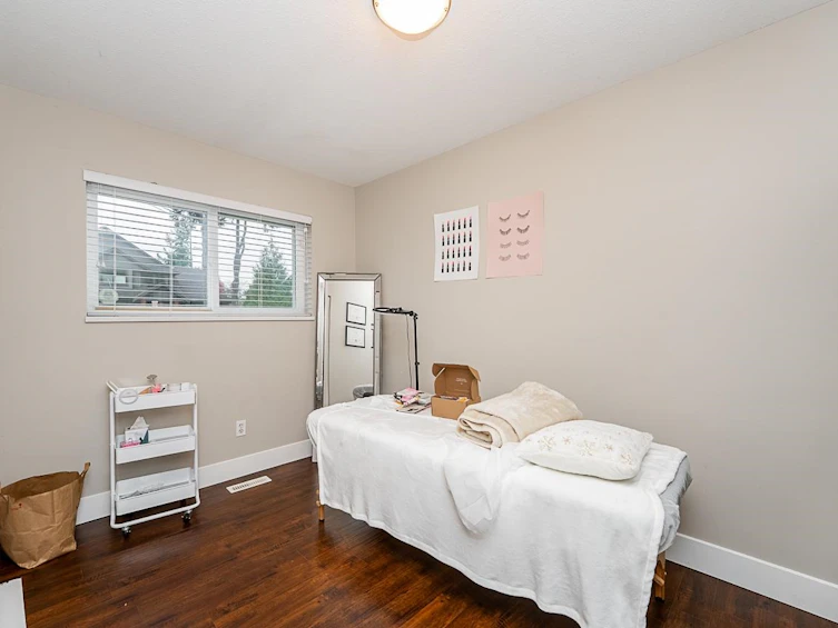 10816 80 Avenue, Delta, BC, V4C 4C2 - 16