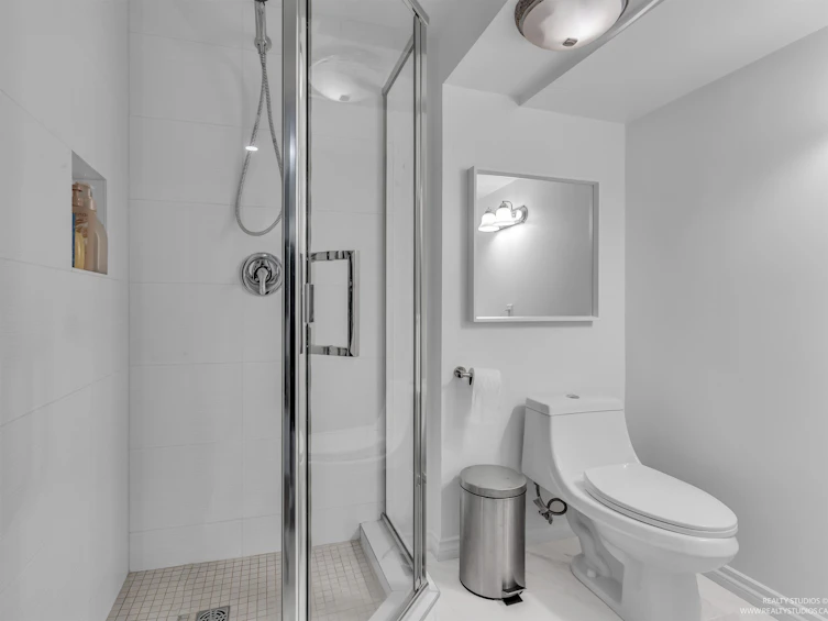 2433 Philip Avenue, North Vancouver, BC, V7P 2W7 - 32