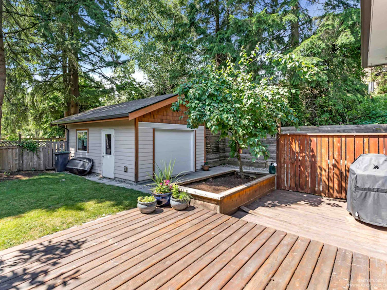 2433 Philip Avenue, North Vancouver, BC, V7P 2W7 - 37