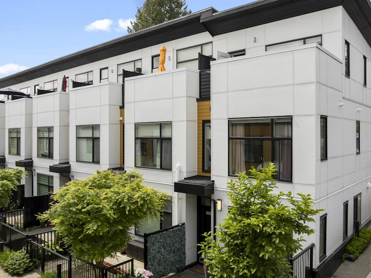 13-1211 Eighth Avenue, New Westminster, BC, V3M 2R8