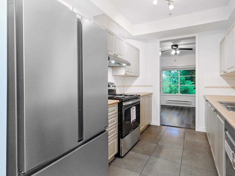 105-11519 Burnett Street, Maple Ridge, BC, V2X 6P3 - 3