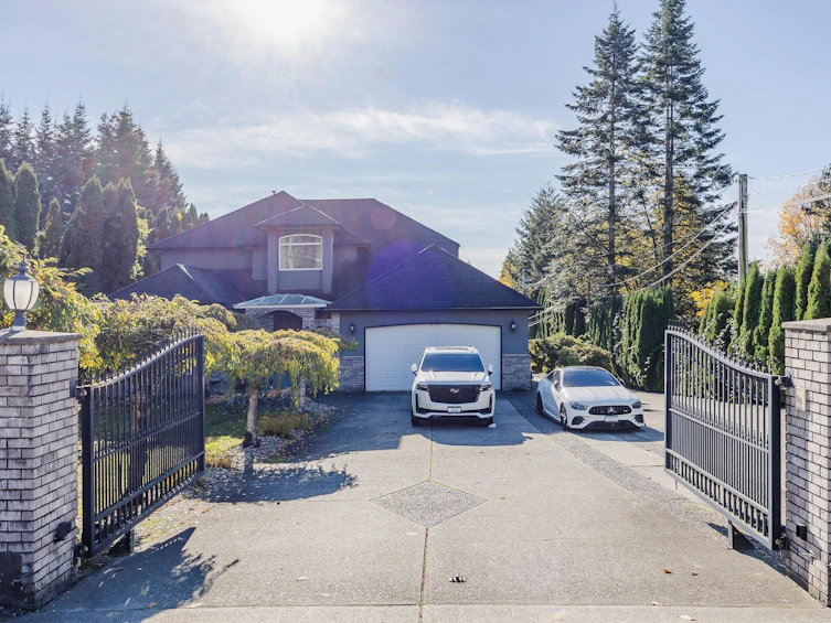 32832 Best Avenue, Mission, BC, V2V 2S8 - 2