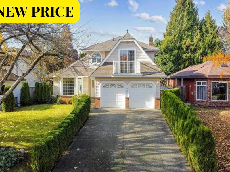 9469 154th Street, Surrey BC V3R 9E2