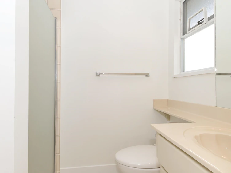 9469 154 Street, Surrey, BC, V3R 9E2 - 19