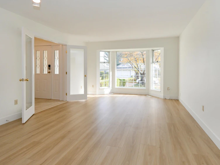 9469 154 Street, Surrey, BC, V3R 9E2 - 5
