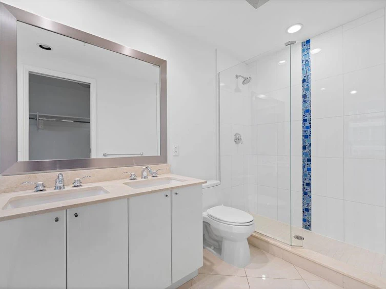 403-162 Victory Ship Way, North Vancouver, BC, V7L 0B4 - 30