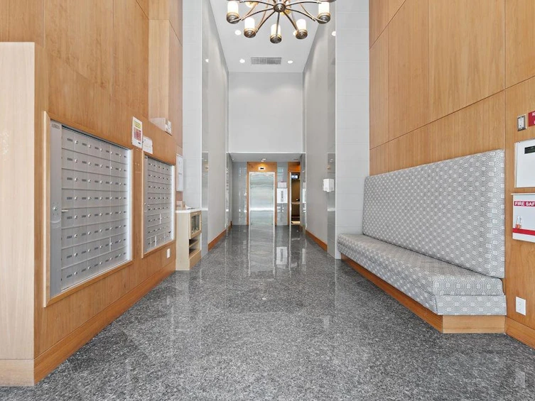 403-162 Victory Ship Way, North Vancouver, BC, V7L 0B4 - 3