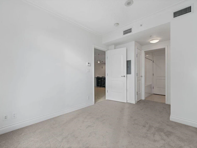 403-162 Victory Ship Way, North Vancouver, BC, V7L 0B4 - 35
