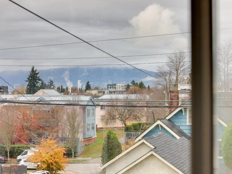 311 E 38th Avenue, Vancouver, BC, V5W 1H5 - 10