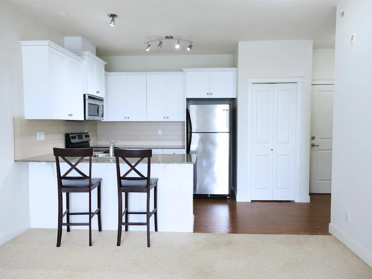 409-17712 57a Avenue, Surrey, BC, V3S 1J1 - 4
