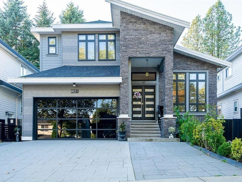 8821 Queen Mary Boulevard, Surrey BC