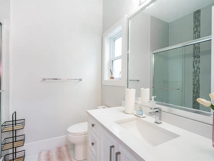 8821 Queen Mary Boulevard, Surrey, BC, V3V 6P9 - 13