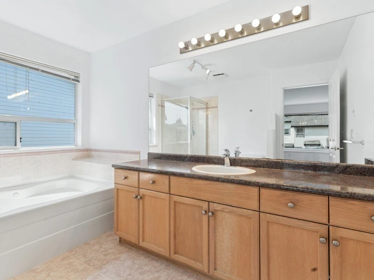 1239 Thames Close, Port Coquitlam, BC, V3B 7X9 - 23
