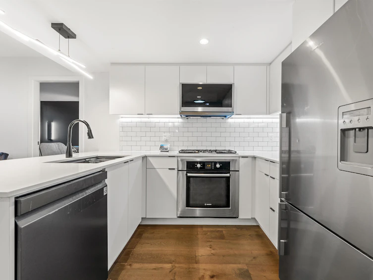 1004-1887 Crowe Street, Vancouver, BC, V5Y 0B4 - 9