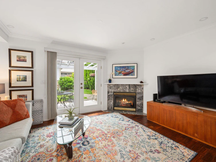 262 E 10th Street, North Vancouver, BC, V7L 2E1 - 8
