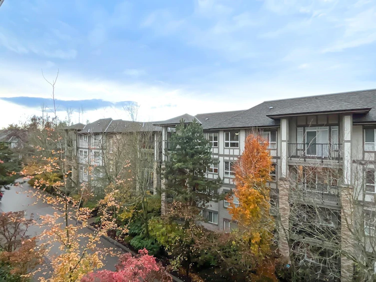 502-8695 160 Street, Surrey, BC, V4N 6L6